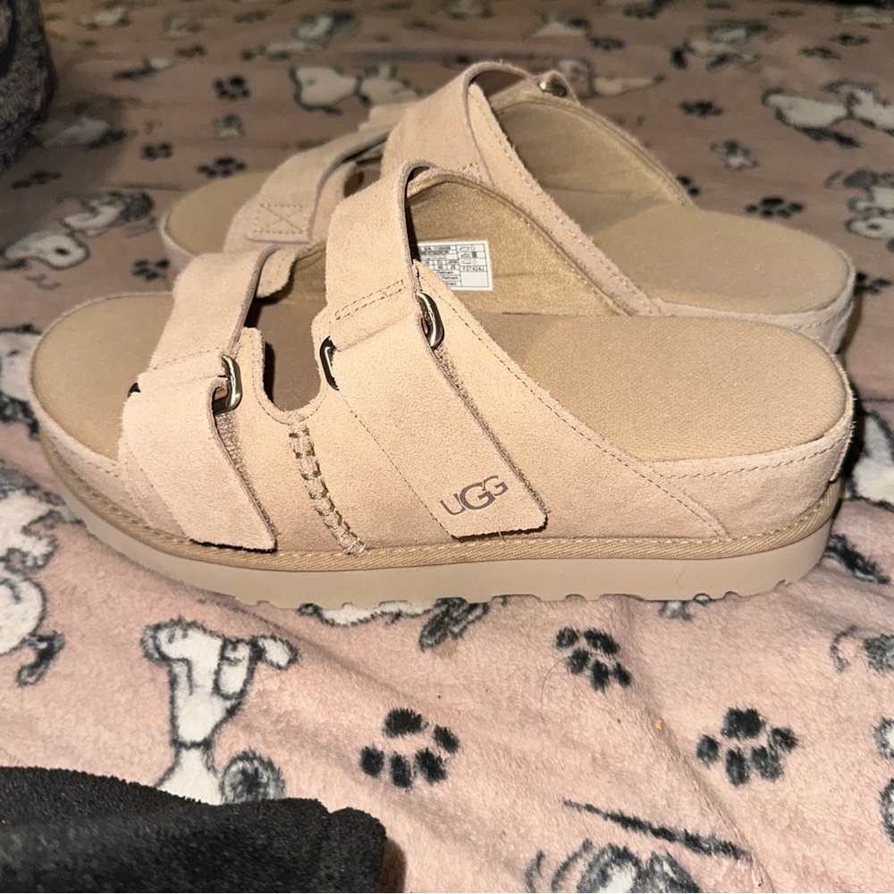 UGG Goldenstar HiSlide Tan Suede sandals